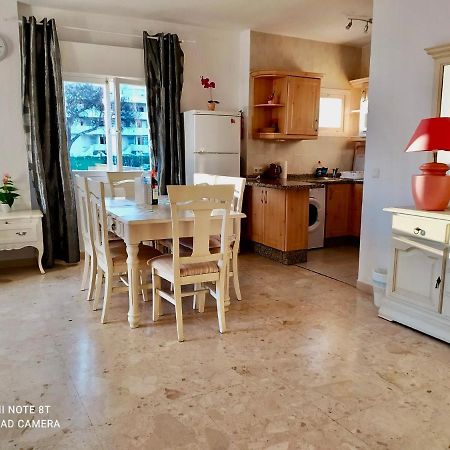 Apartamento Club Algaida Beach Apartment Sitio de Calahonda Bagian luar foto