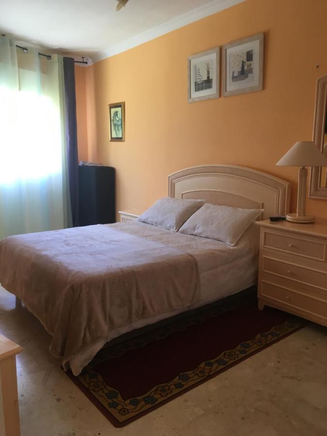Apartamento Club Algaida Beach Apartment Sitio de Calahonda Bagian luar foto