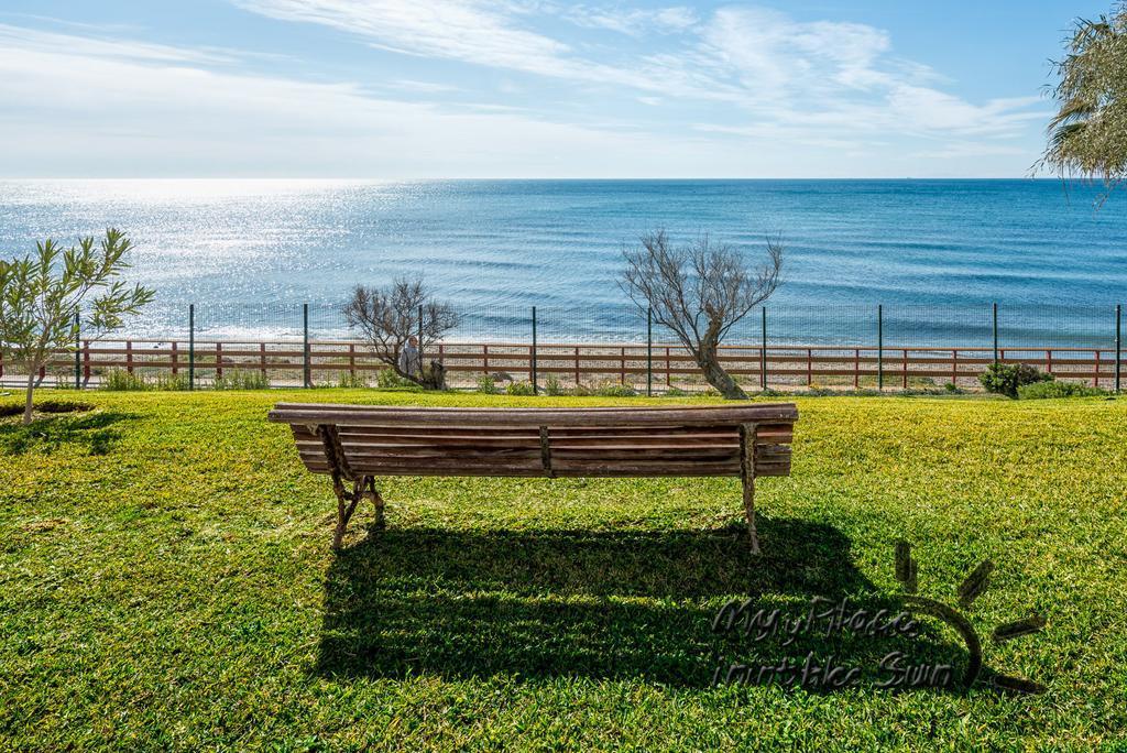 Apartamento Club Algaida Beach Apartment Sitio de Calahonda Bagian luar foto