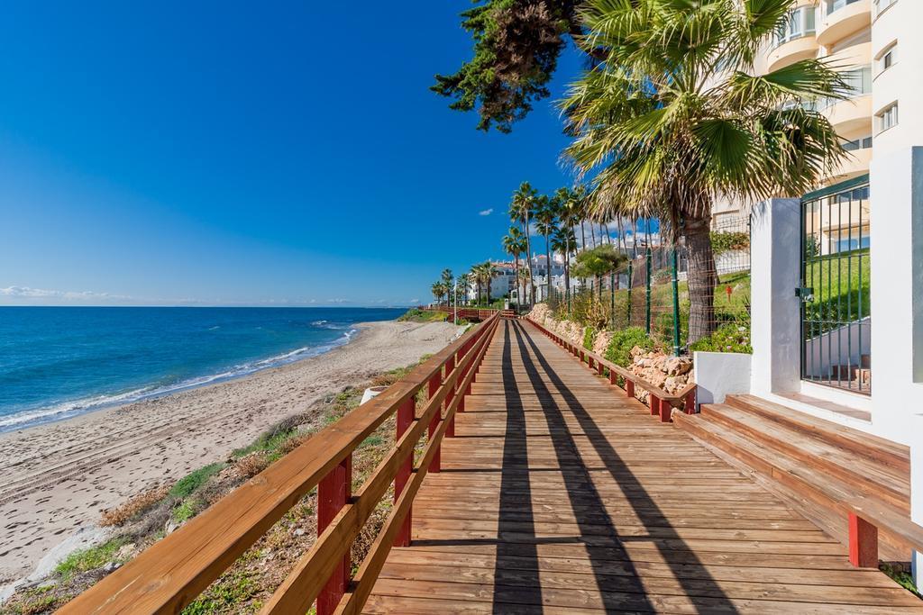 Apartamento Club Algaida Beach Apartment Sitio de Calahonda Bagian luar foto