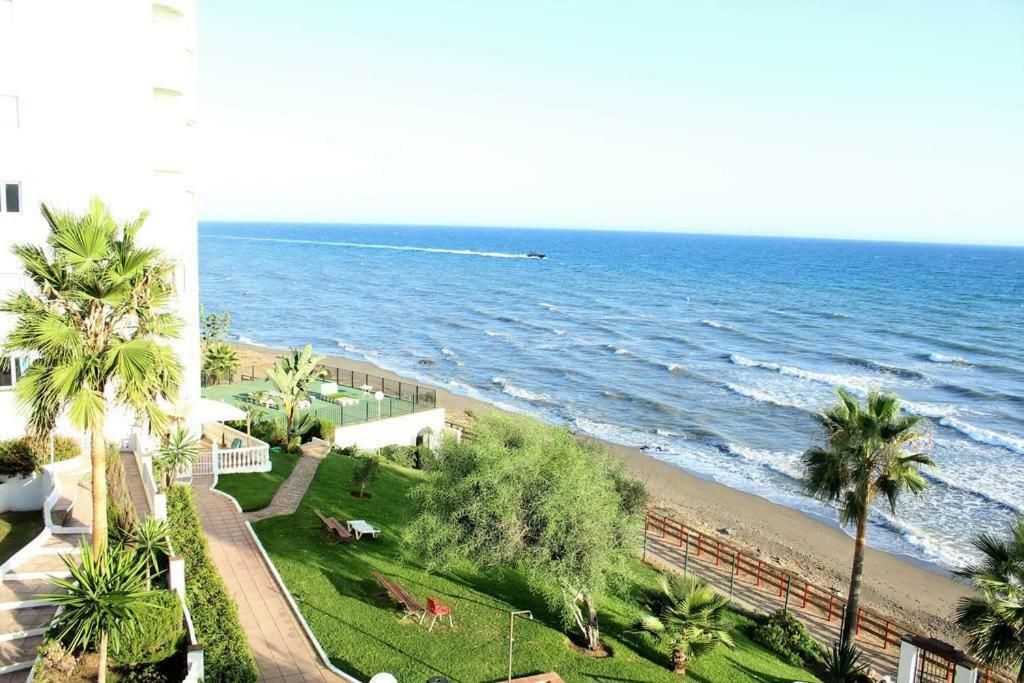 Apartamento Club Algaida Beach Apartment Sitio de Calahonda Bagian luar foto