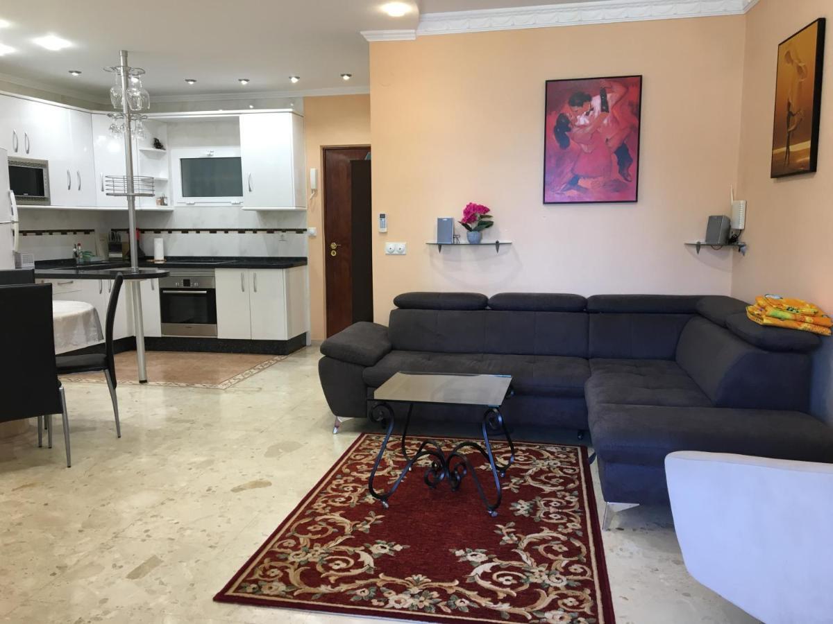 Apartamento Club Algaida Beach Apartment Sitio de Calahonda Bagian luar foto